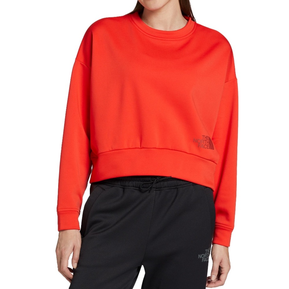 The North Face Women's Horizon Performance Fleece Crew Sweatshirt in Fiery Red
